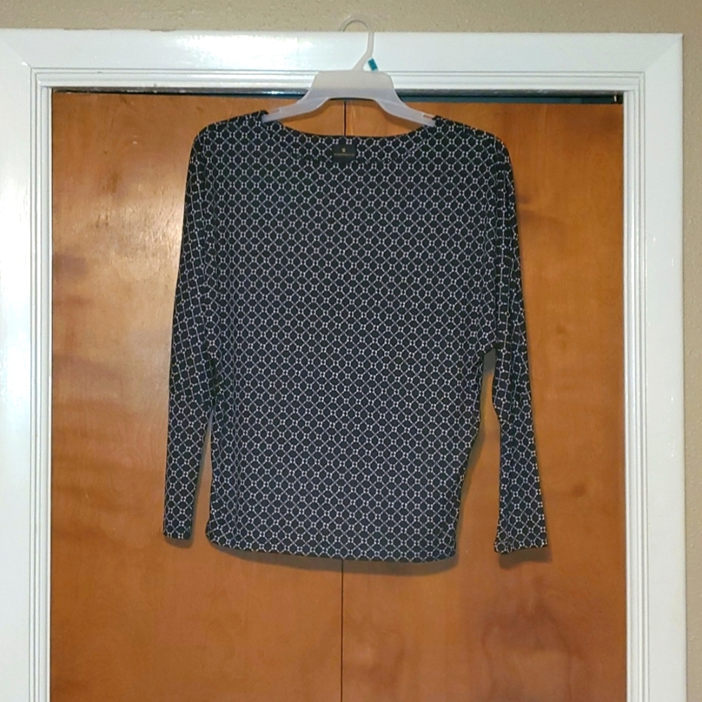 Worthington black medium blouse